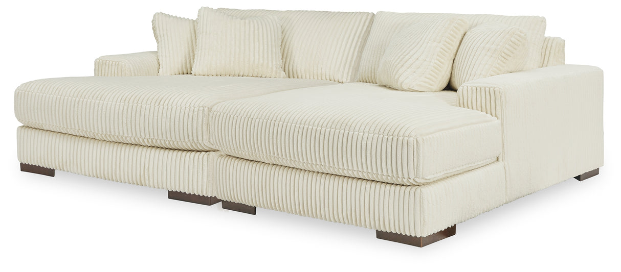 Furniture City Biloxi - Ashley Furniture - Lindyn Sectional - RAF Super Chaise / Ivory - 21104S16