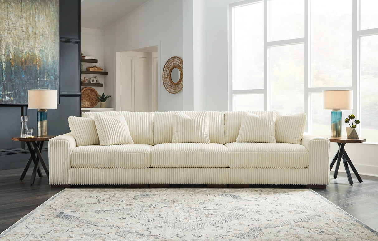 Furniture City Biloxi - Ashley Furniture - Lindyn Sectional - RAF 3-Piece Sectional Sofa / Ivory - 21104S14