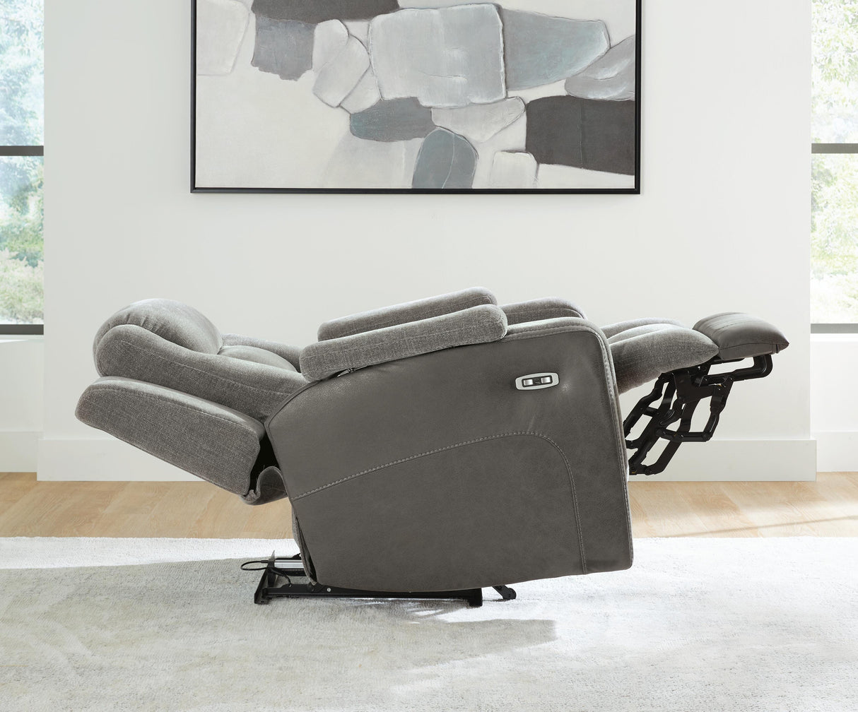 Mixed Motion Living Room