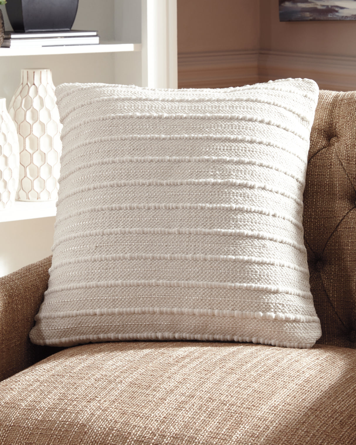 Furniture City Biloxi - Ashley Furniture - Theban Pillows - Pillow (4/CS) / Cream - A1000454