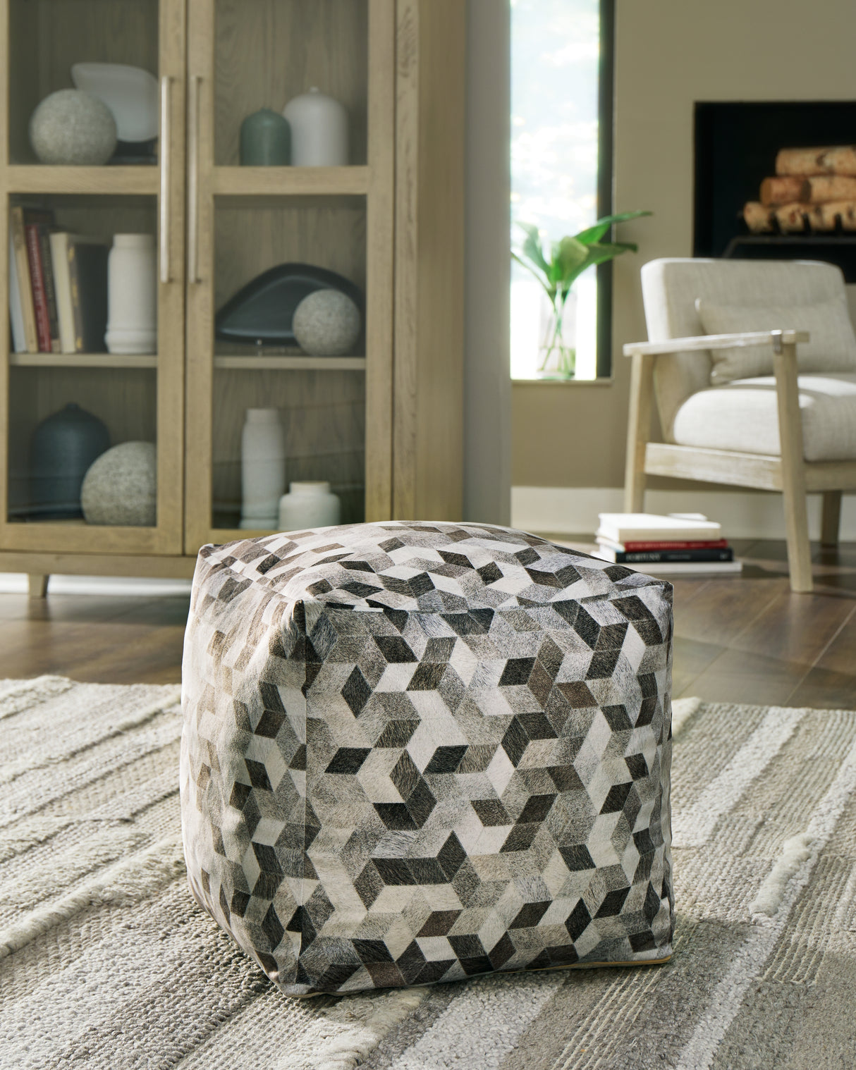 Furniture City Biloxi - Ashley Furniture - Albermarle Pouf - Pouf / Gray/Brown - A1000983