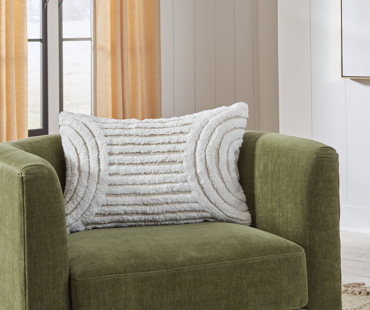Furniture City Biloxi - Ashley Furniture - Farissen Pillows - Pillow (4/CS) / White/Tan - A1001062