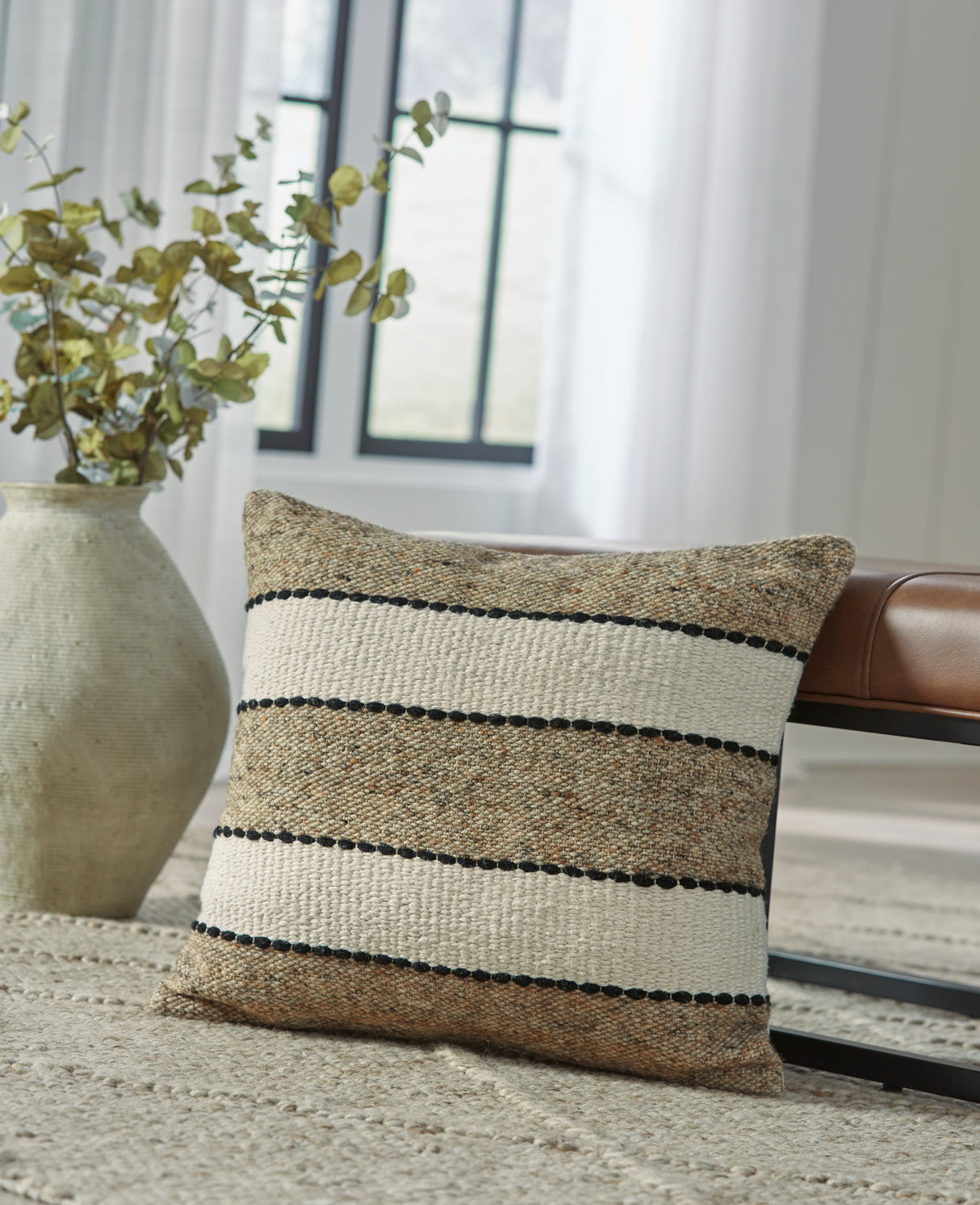 Furniture City Biloxi - Ashley Furniture - Rueford Pillows - Pillow (4/CS) / Brown/Black/Natural - A1001063