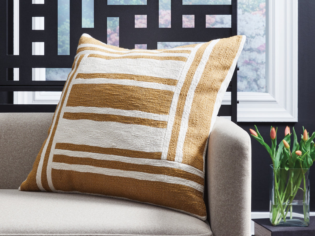 Furniture City Biloxi - Ashley Furniture - Darrman Pillows - Pillow (4/CS) / Ochre/Ivory - A1001116