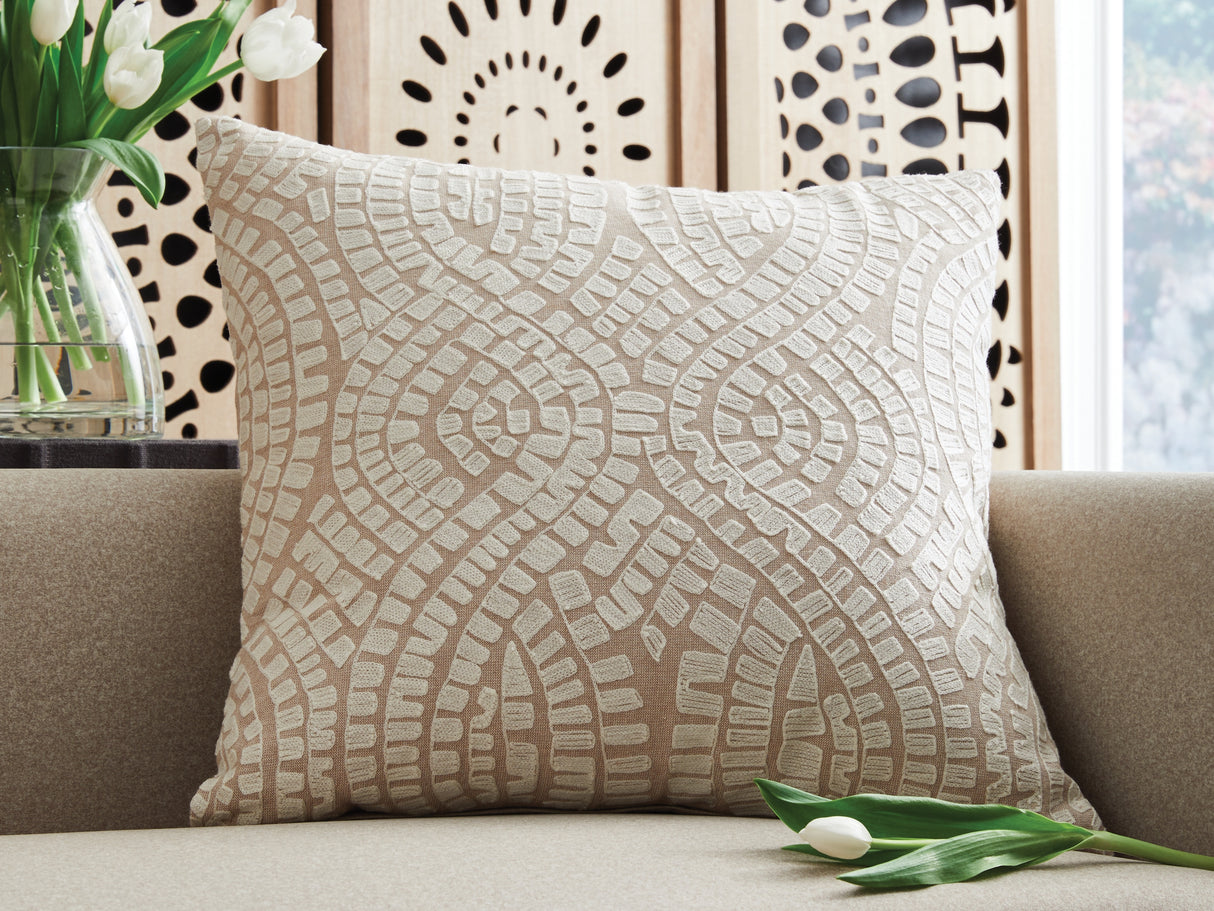 Furniture City Biloxi - Ashley Furniture - Cortlen Pillows - Pillow (4/CS) / Beige/Ivory - A1001122