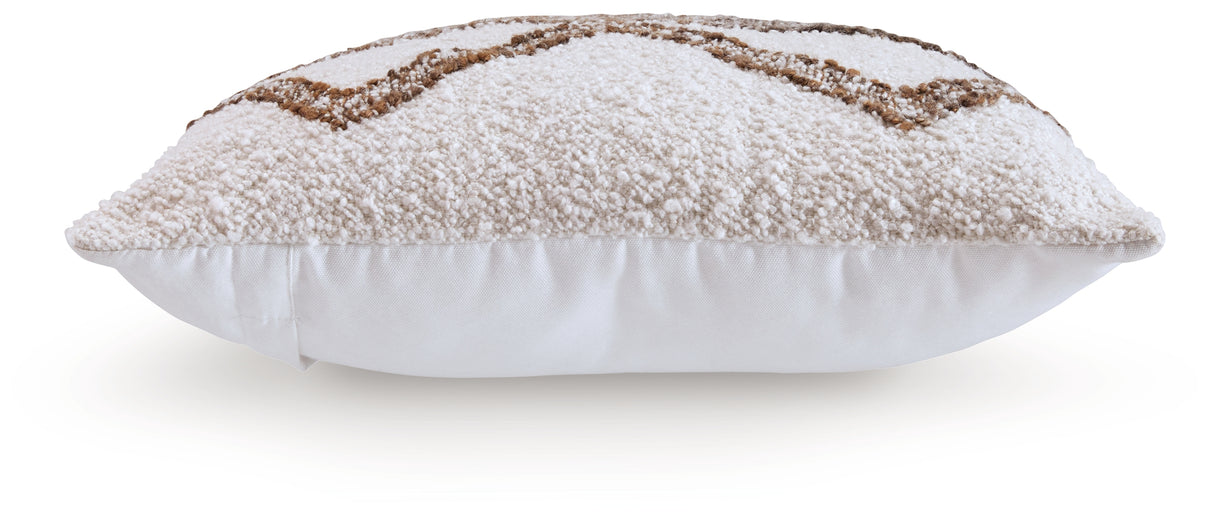 Brettwood Pillows