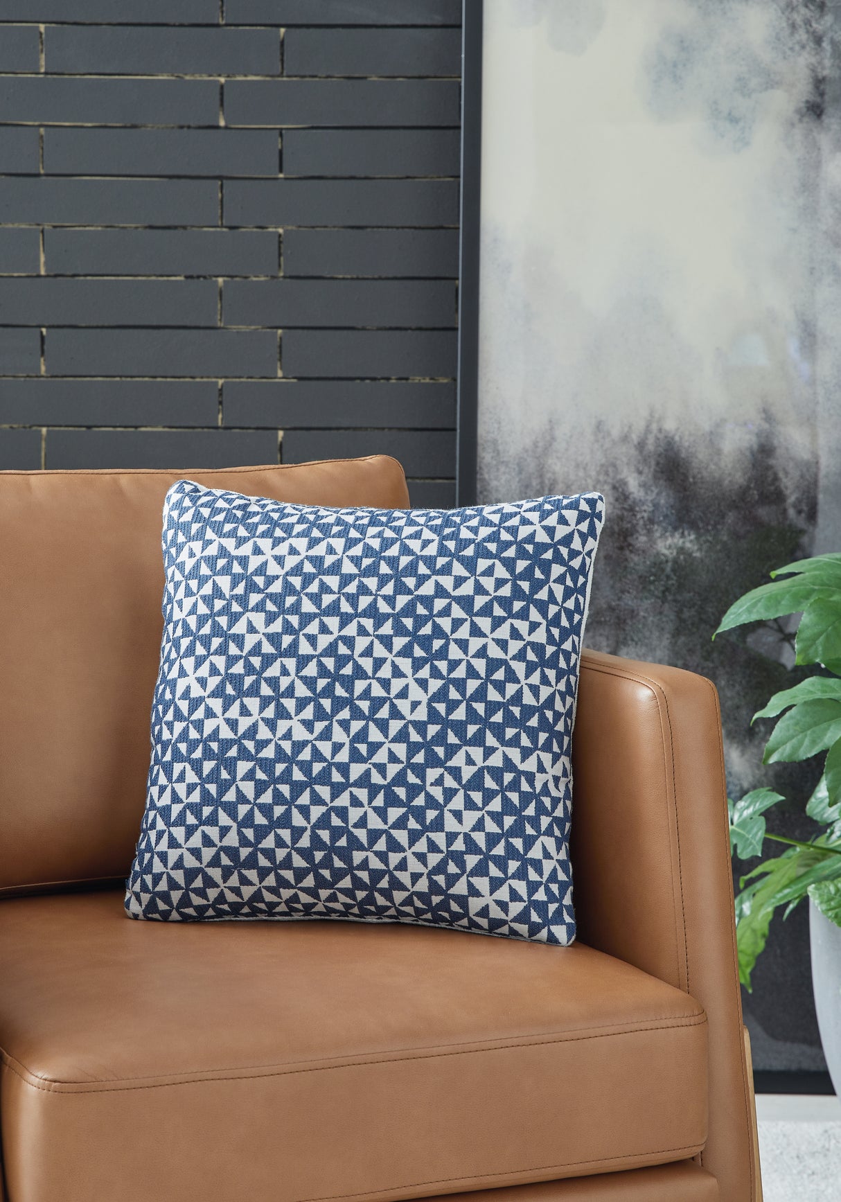 Furniture City Biloxi - Ashley Furniture - Jaycott Next-Gen Nuvella Pillows - Pillow (4/CS) / Blue/White - A1900001