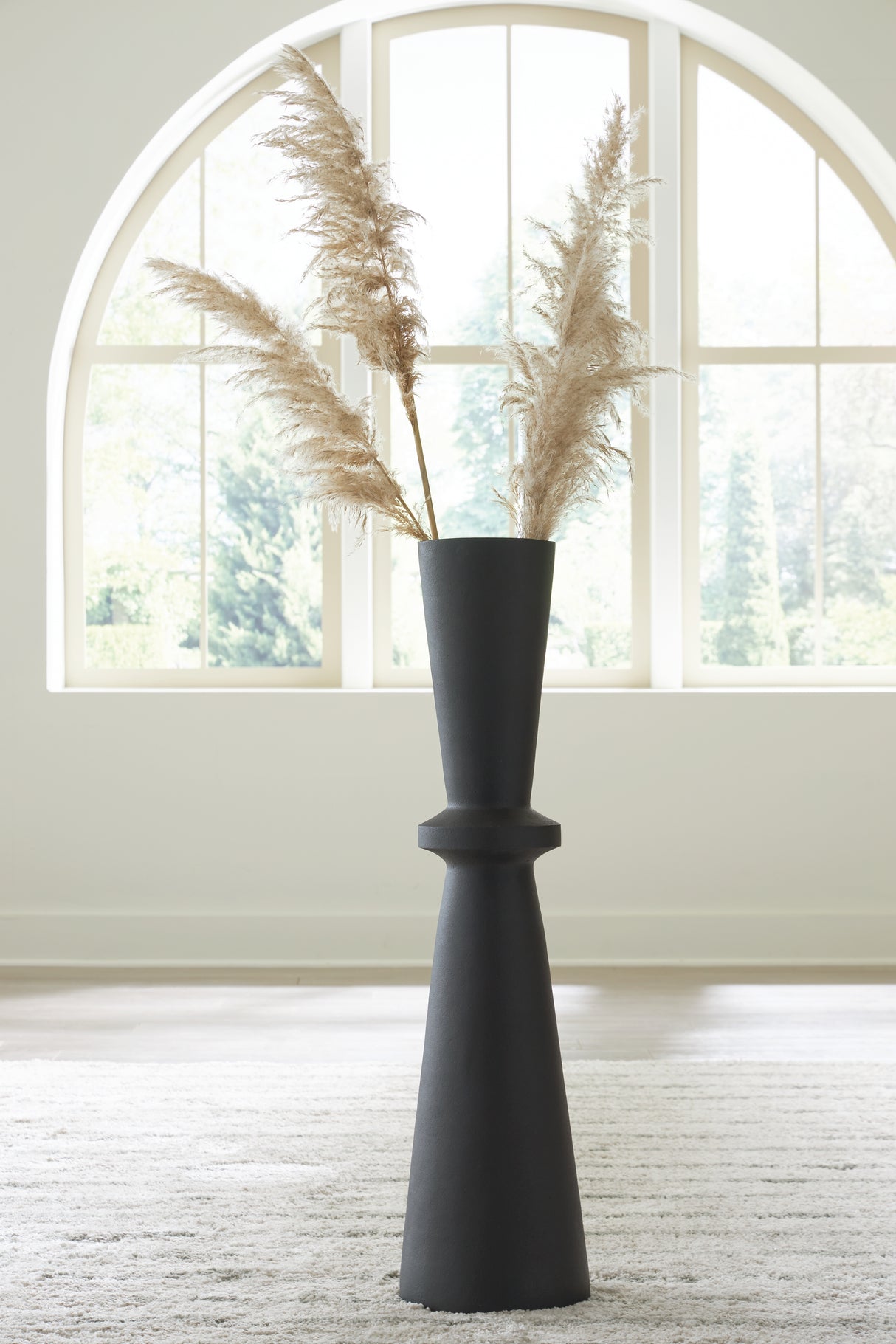 Furniture City Biloxi - Ashley Furniture - Collisten Vase - Vase / Black - A2000664