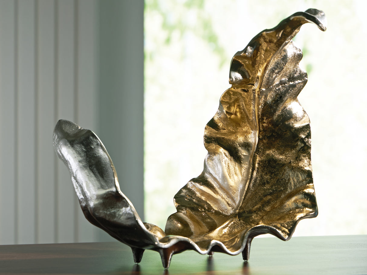 Furniture City Biloxi - Ashley Furniture - Darinsen Sculpture - Sculpture / Gold/Silver Finish - A2000785
