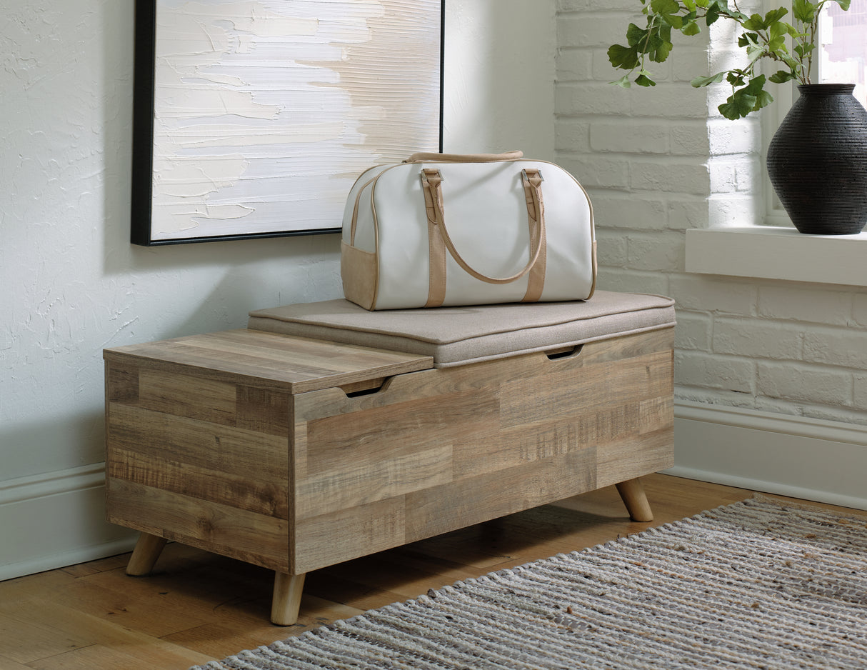 Furniture City Biloxi - Ashley Furniture - Gerdanet Storage Bench - Storage Bench / Beige/Brown / 39"W x 19"D x 17"H - A3000318