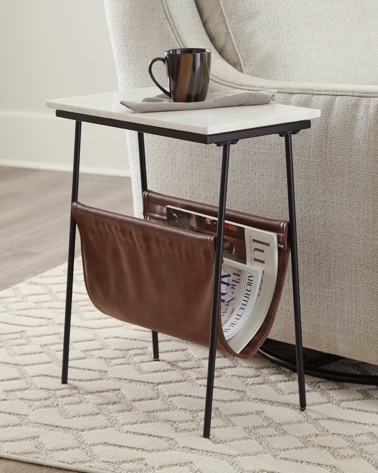 Furniture City Biloxi - Ashley Furniture - Etanbury Accent Table - Accent Table / Brown/Black/White - A4000254