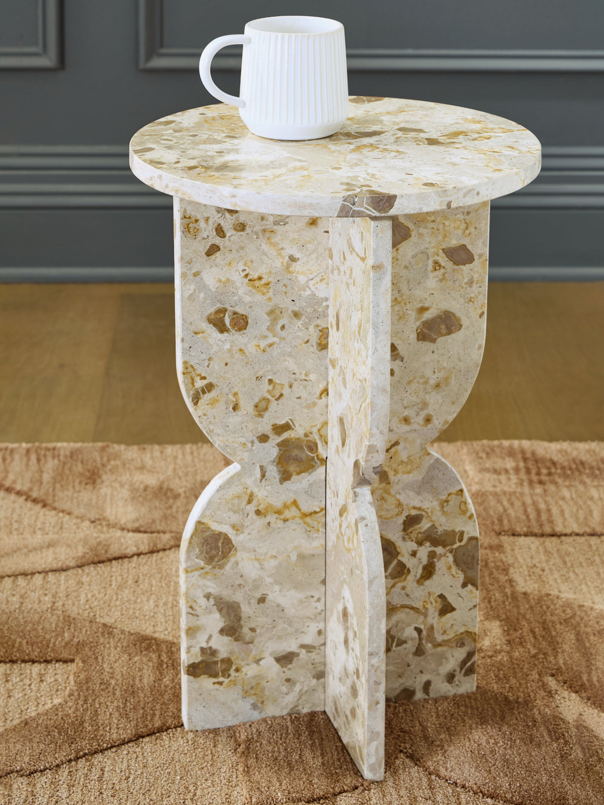 Furniture City Biloxi - Ashley Furniture - Treygan Accent Table - Accent Table / Beige - A4000647