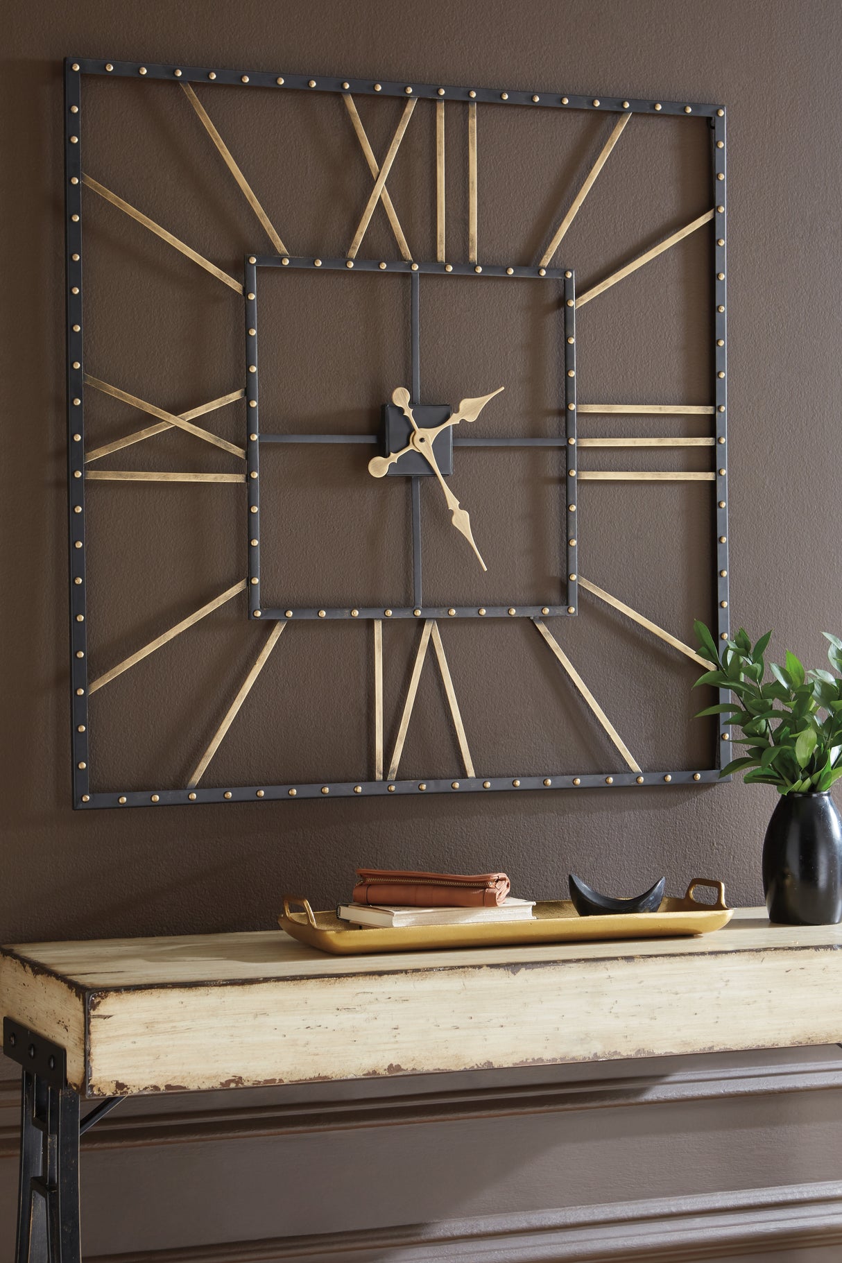 Furniture City Biloxi - Ashley Furniture - Thames Wall Decor - Wall Clock / Black/Gold Finish - A8010112