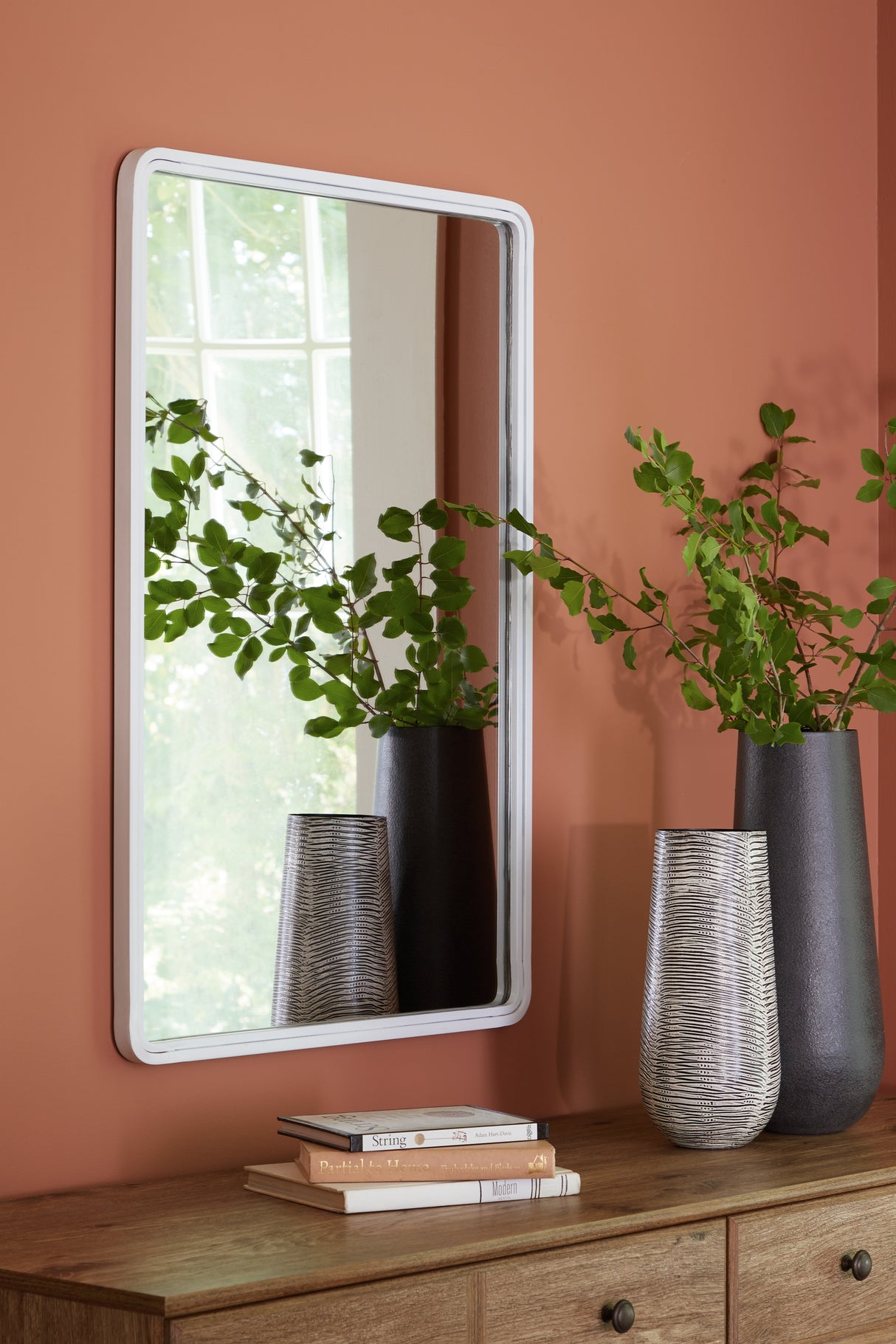 Furniture City Biloxi - Ashley Furniture - Brocky Mirror - Accent Mirror / White - A8010293