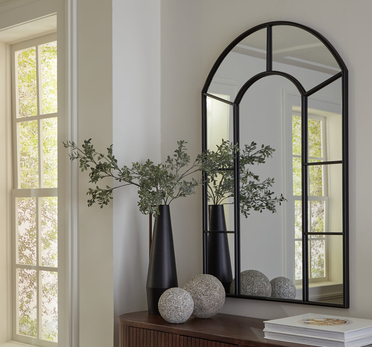 Furniture City Biloxi - Ashley Furniture - Evengton Mirror - Accent Mirror / Black - A8010319