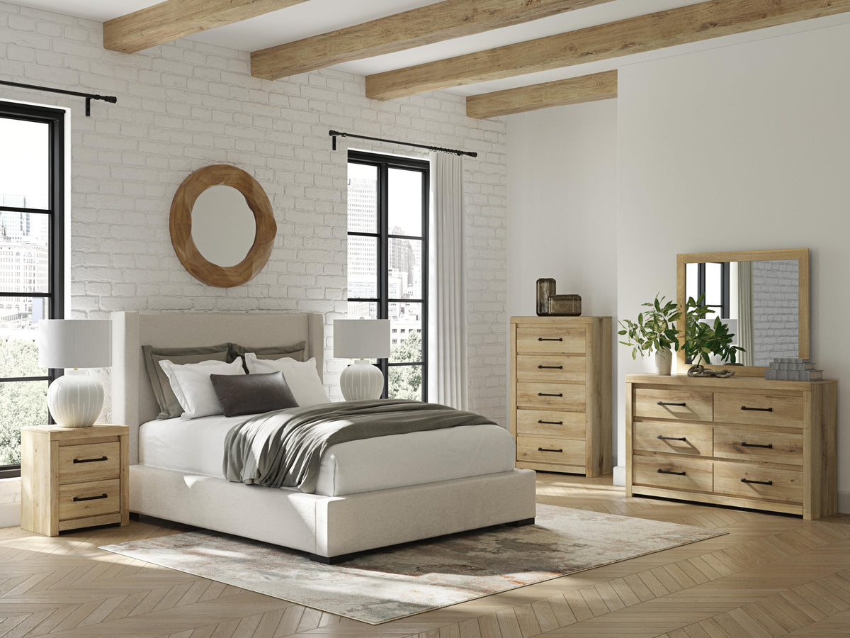 Brozmont Bedroom