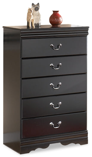 Furniture City Biloxi - Ashley Furniture - Huey Vineyard Bedroom - Five Drawer Chest / Black - B128-46