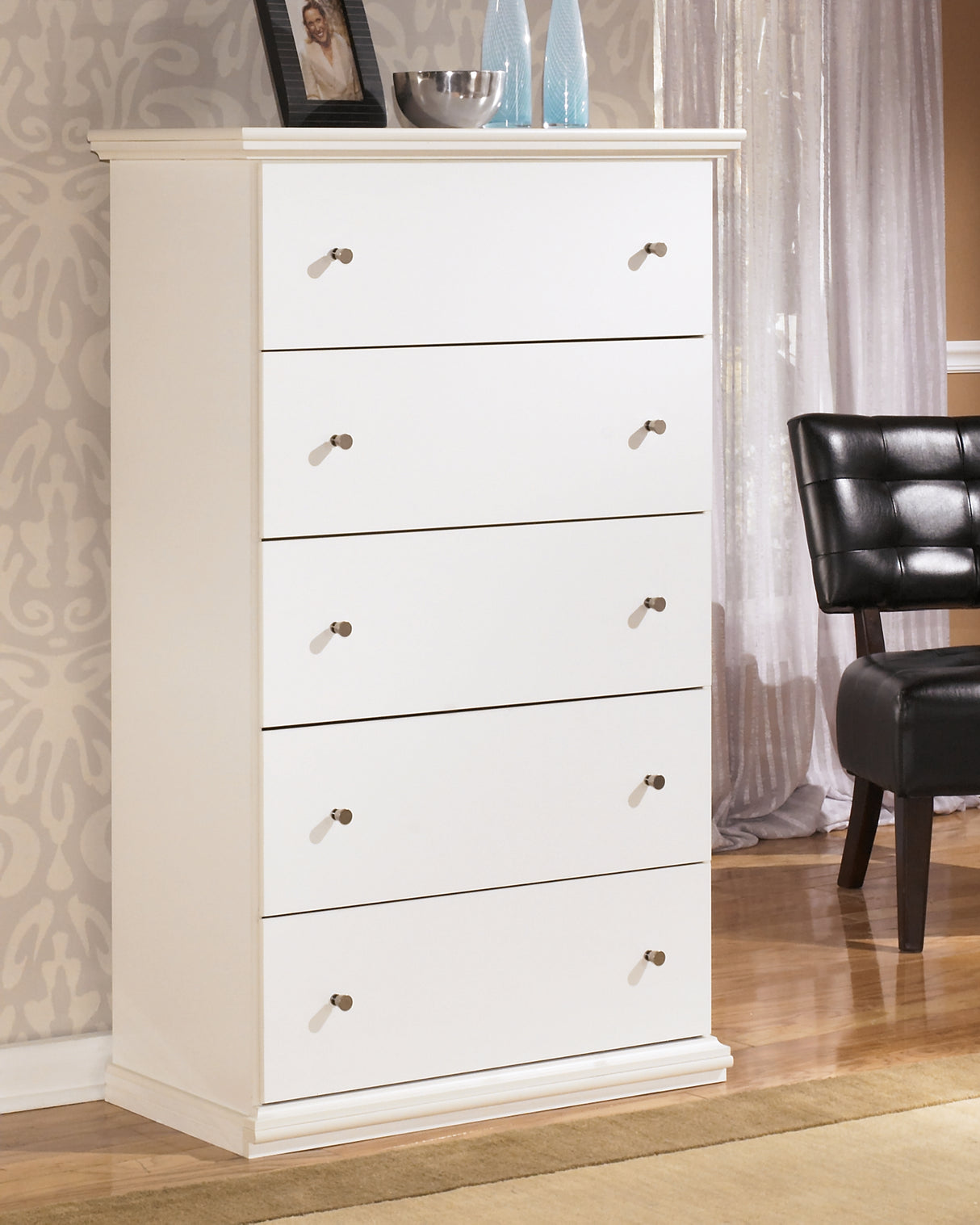 Furniture City Biloxi - Ashley Furniture - Bostwick Shoals Bedroom - Dresser and Mirror / White - B139B40