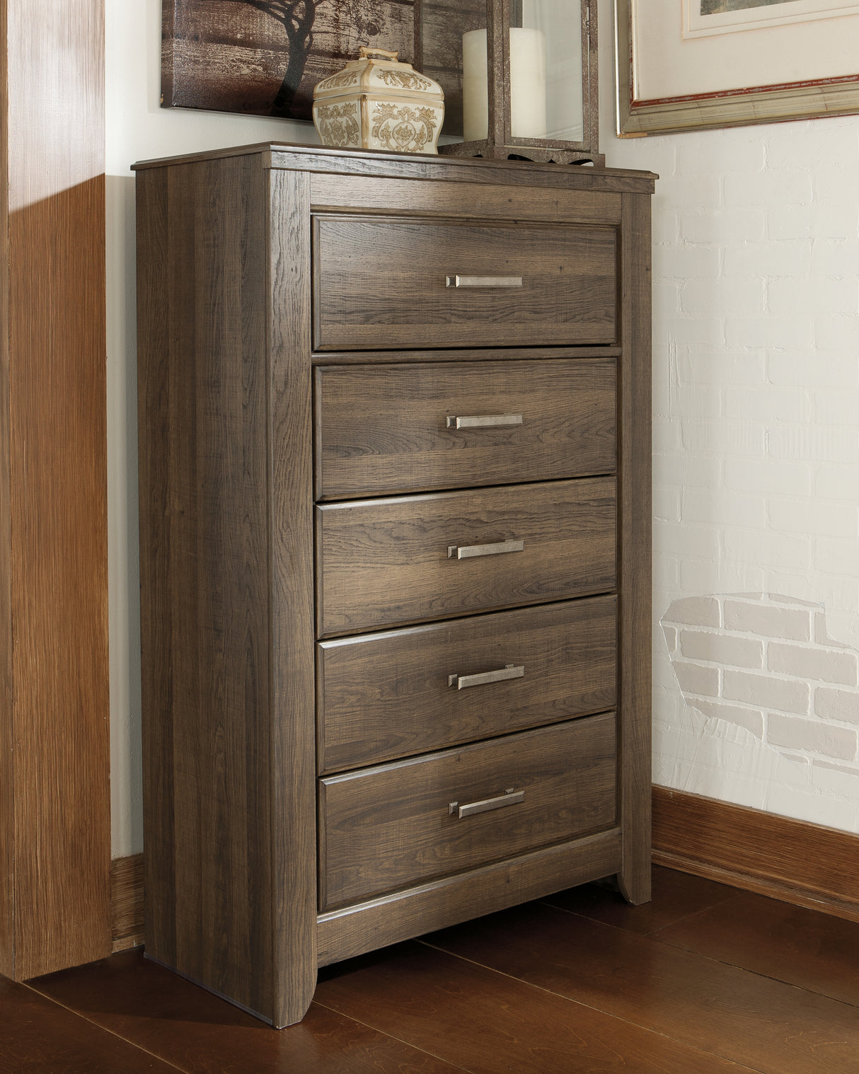 Furniture City Biloxi - Ashley Furniture - Juararo Bedroom - Five Drawer Chest / Dark Brown - B251-46