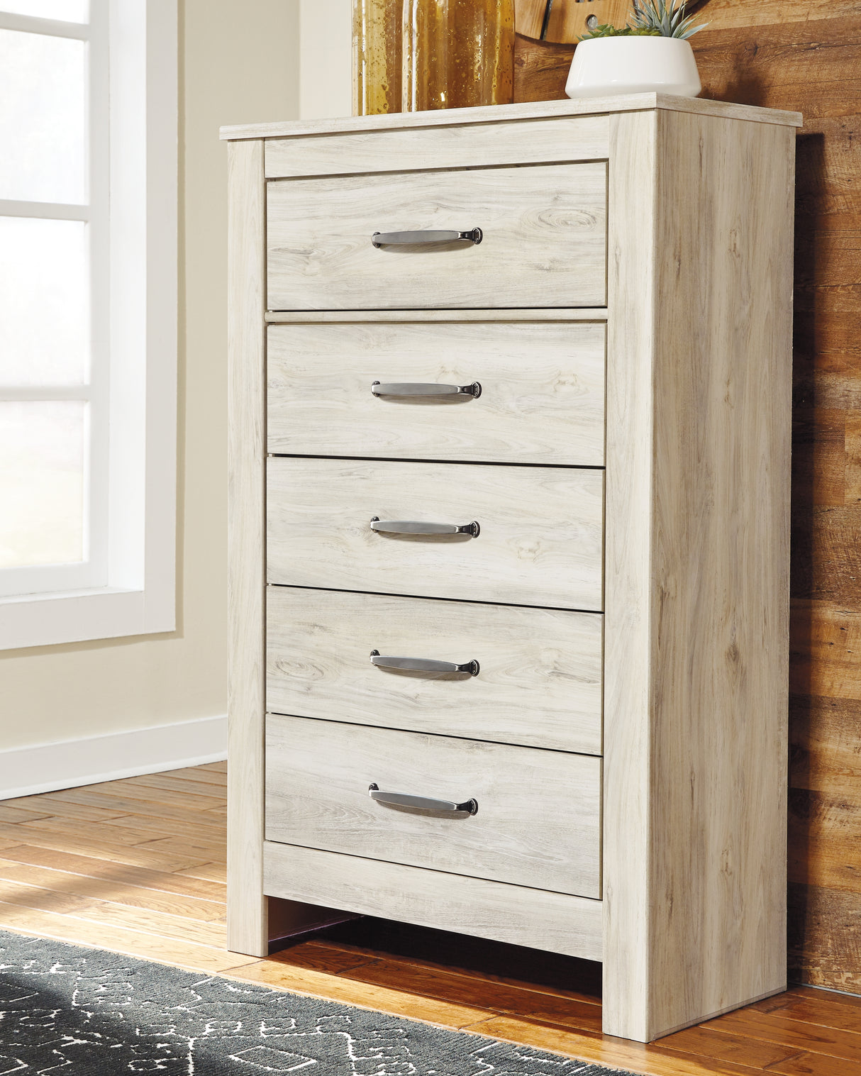 Furniture City Biloxi - Ashley Furniture - Bellaby Bedroom - Five Drawer Chest / Whitewash - B331-46