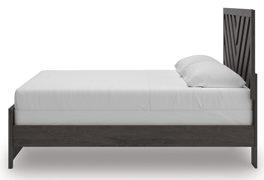 Prendonea King Panel Bed, Dresser and 2 Nightstands