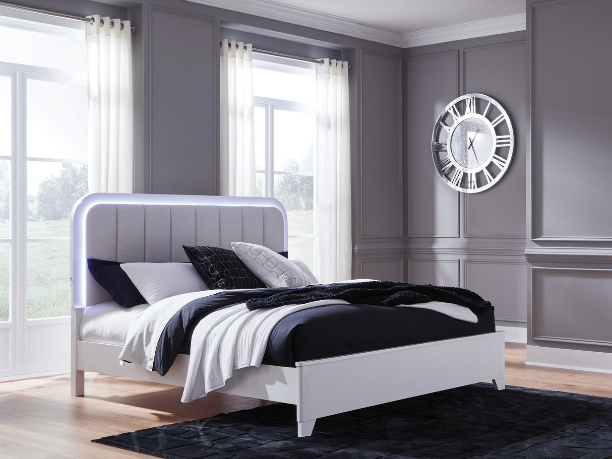 Furniture City Biloxi - Ashley Furniture - Jarlee Bedroom - King Upholstered Panel Bed / White - PCB392B4