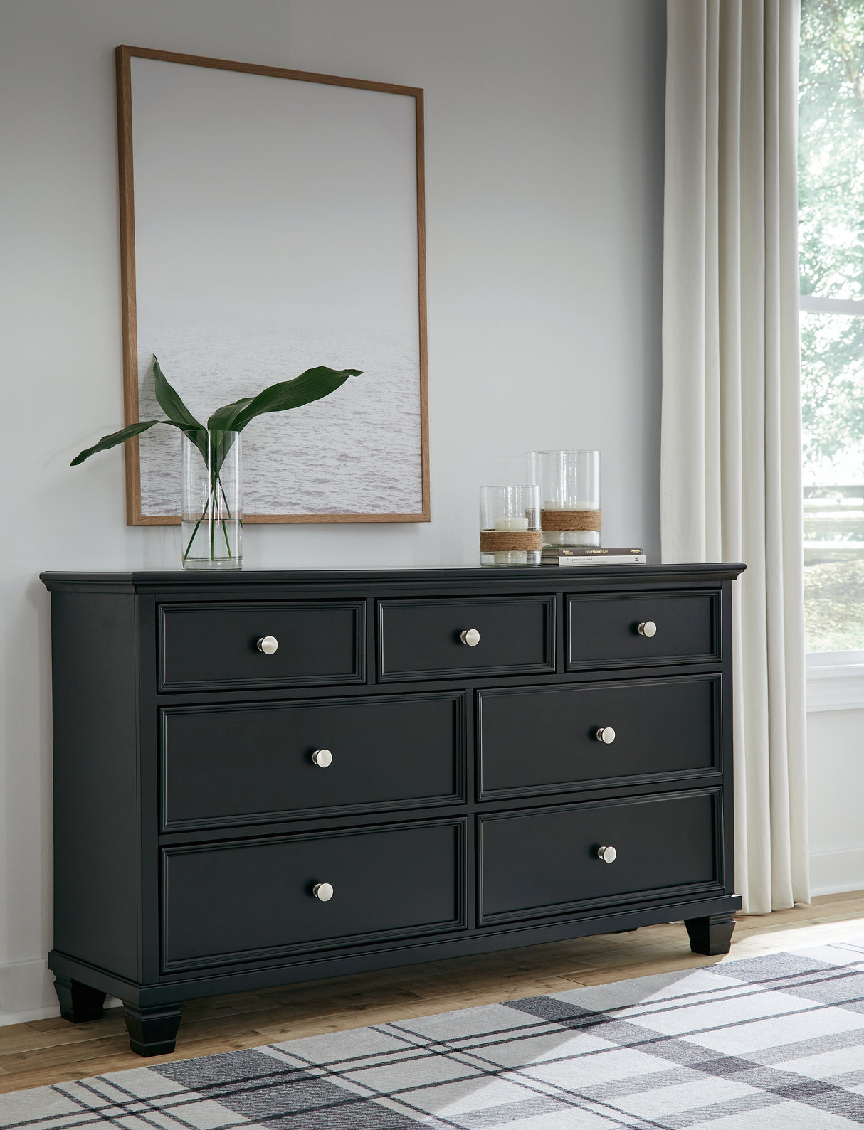 Furniture City Biloxi - Ashley Furniture - Lanolee Bedroom - Dresser / Black - B687-31