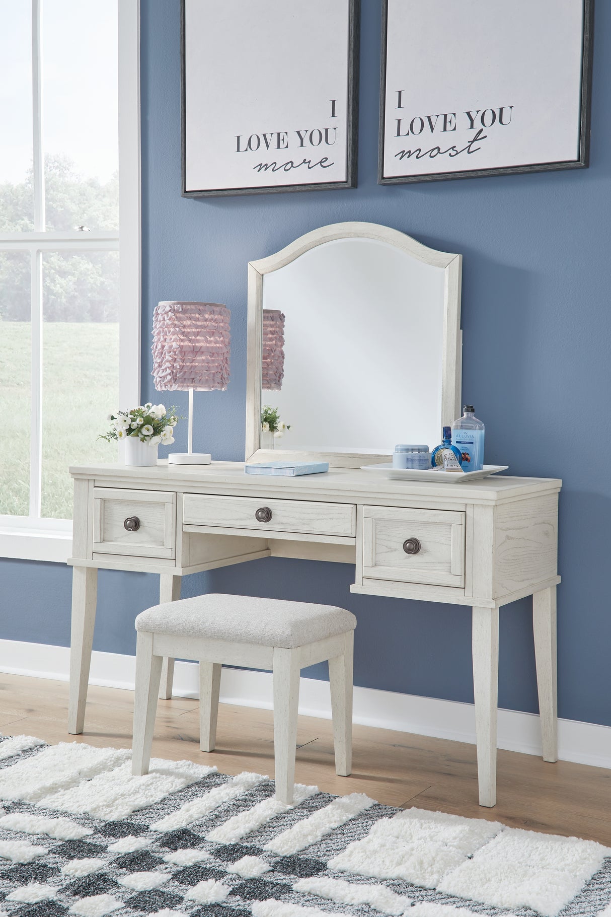 Furniture City Biloxi - Ashley Furniture - Robbinsdale Mirrored Vanity with Bench - Mirrored Vanity with Bench / Antique White - B742B11