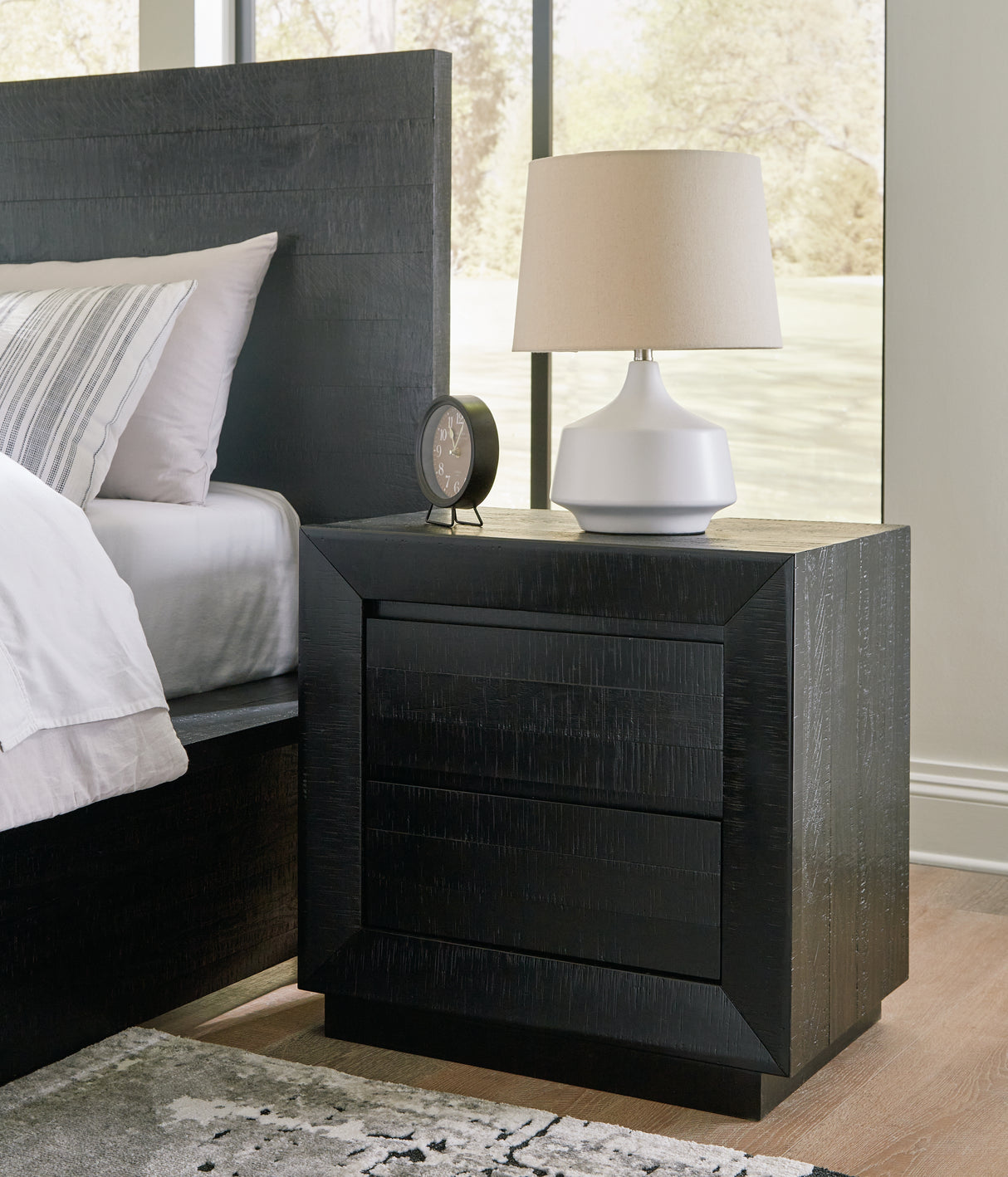 Furniture City Biloxi - Ashley Furniture - Londer Bedroom - Dresser and Mirror / Black - B768B1