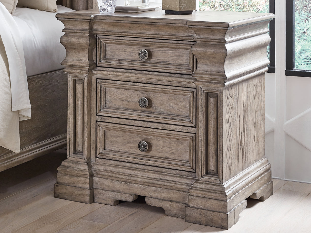 Furniture City Biloxi - Ashley Furniture - Blairhurst Bedroom - Three Drawer Night Stand / Light Grayish Brown - B916-93