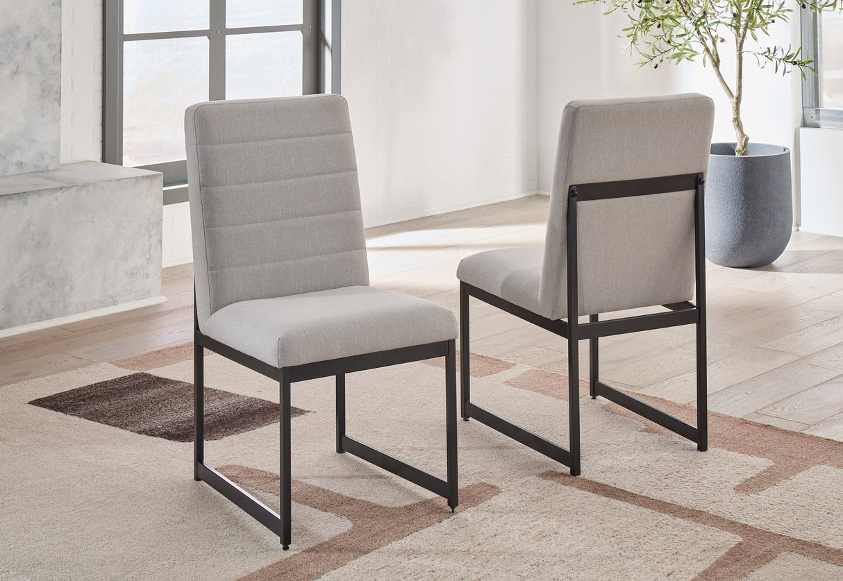 Furniture City Biloxi - Ashley Furniture - Tomtyn Dining Room - Dining Chair (Set of 2) / Light Brown - D622-01X2