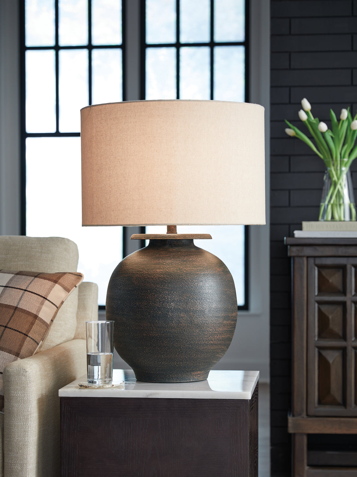 Furniture City Biloxi - Ashley Furniture - Carlenbury Lighting - Metal Table Lamp (1/CN) / Antique Brown - L207574