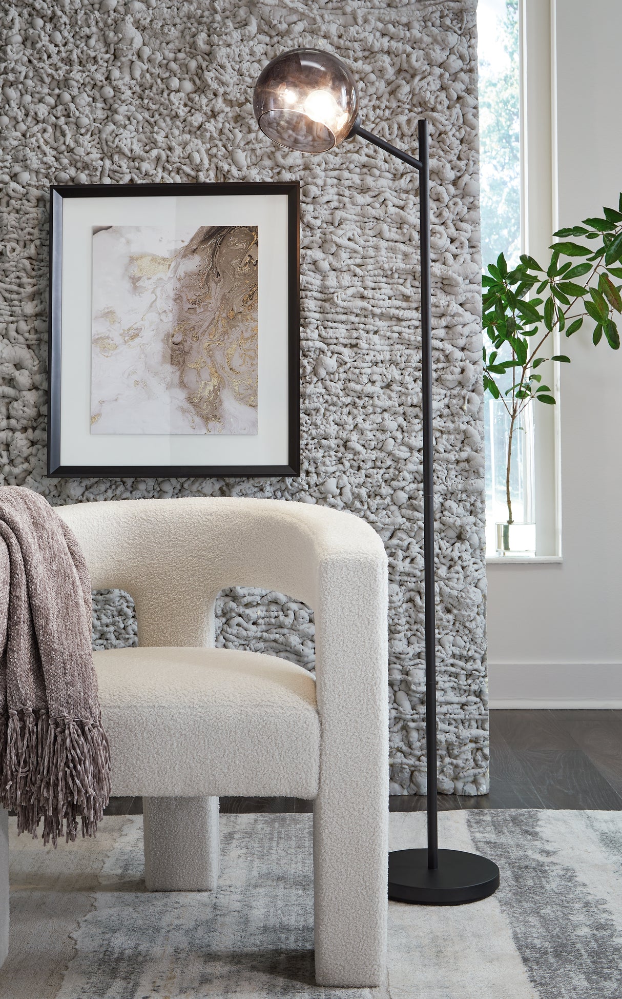 Furniture City Biloxi - Ashley Furniture - Abanson Lighting - Metal Floor Lamp (1/CN) / Black - L734381