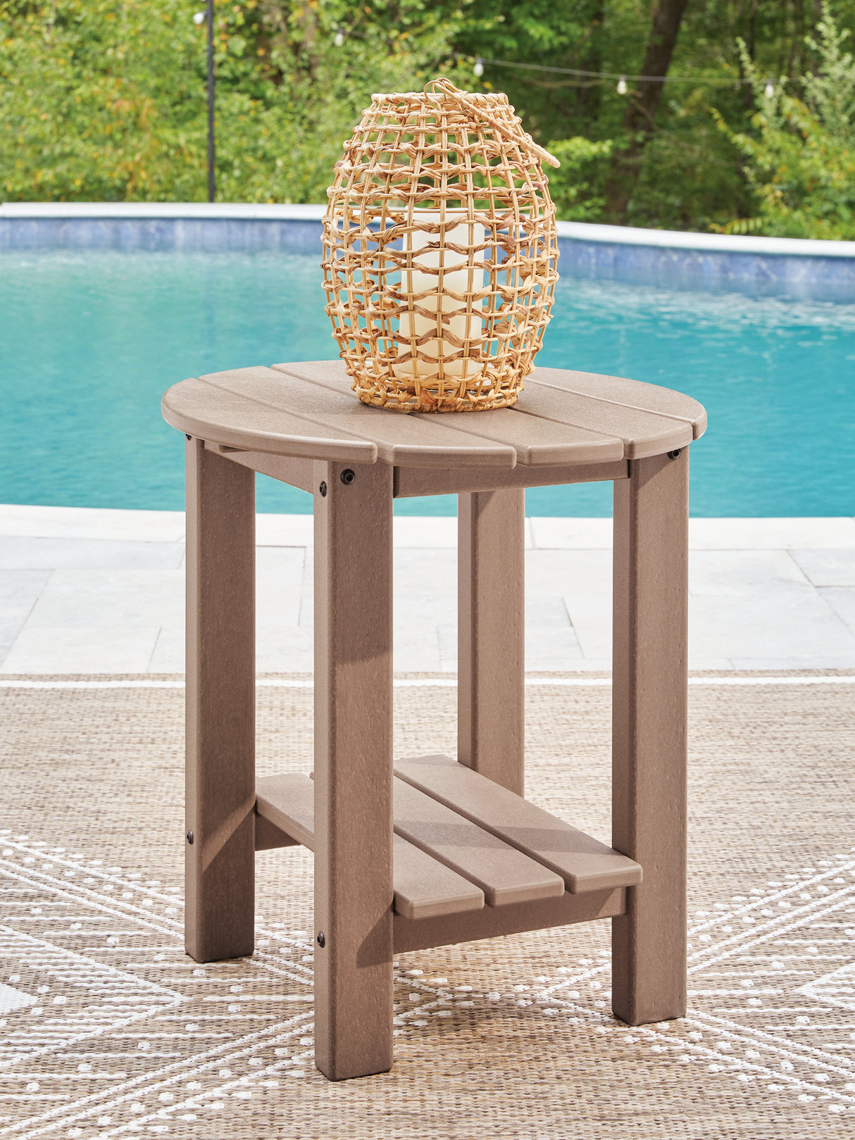 Furniture City Biloxi - Ashley Furniture - Grover Beach Outdoor - Oval End Table / Driftwood - PCP422-706