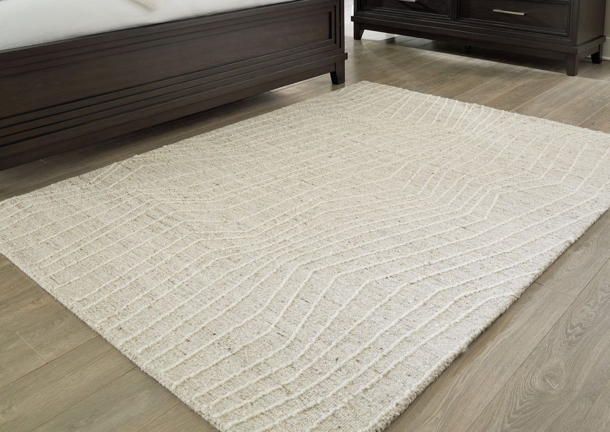 Furniture City Biloxi - Ashley Furniture - Varahill Rug - 5' x 7' Rug / Gray/Ivory - R406932