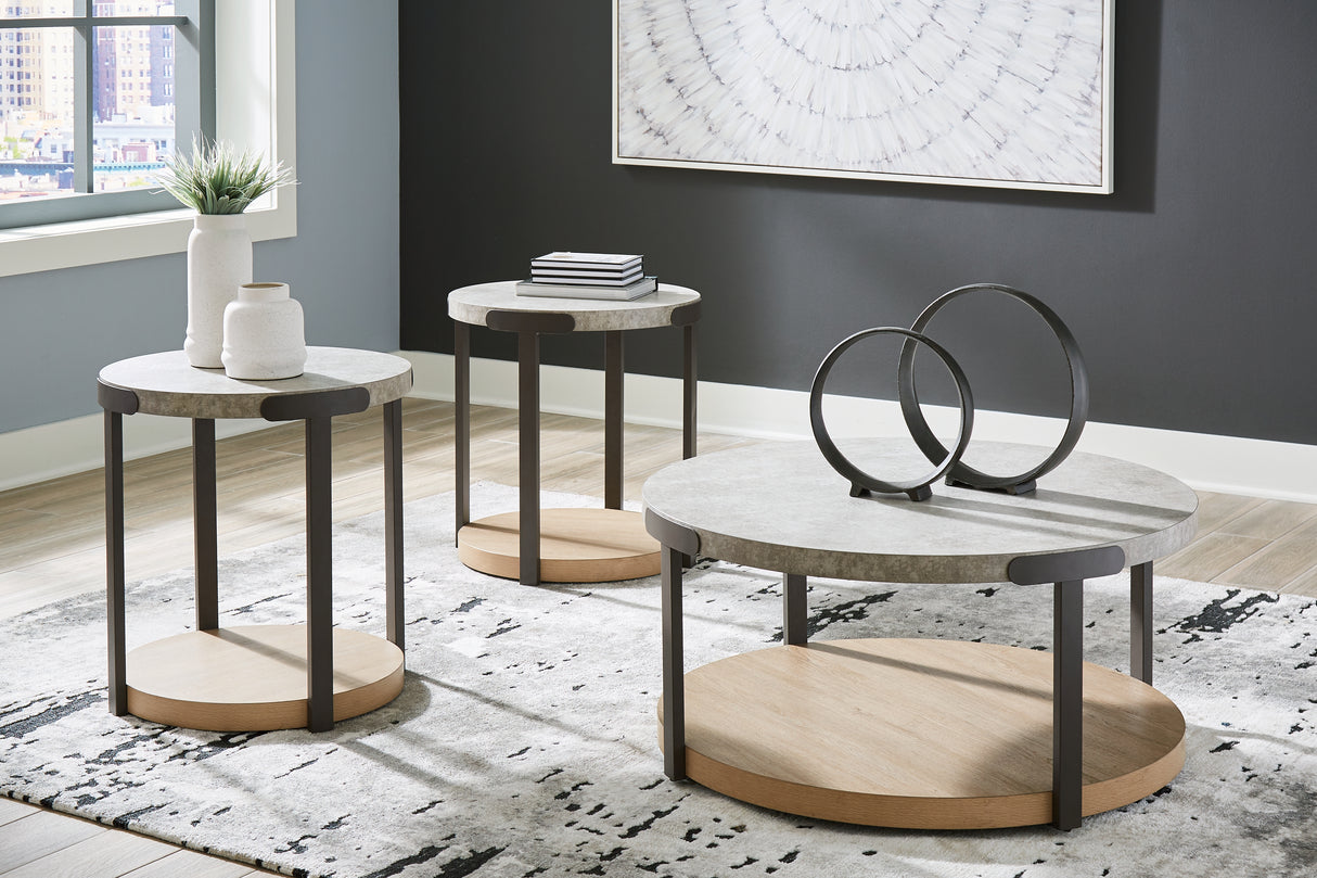 Furniture City Biloxi - Ashley Furniture - Darthurst Table (Set of 3) - Occasional Table Set (3/CN) / Light Brown - T383-13