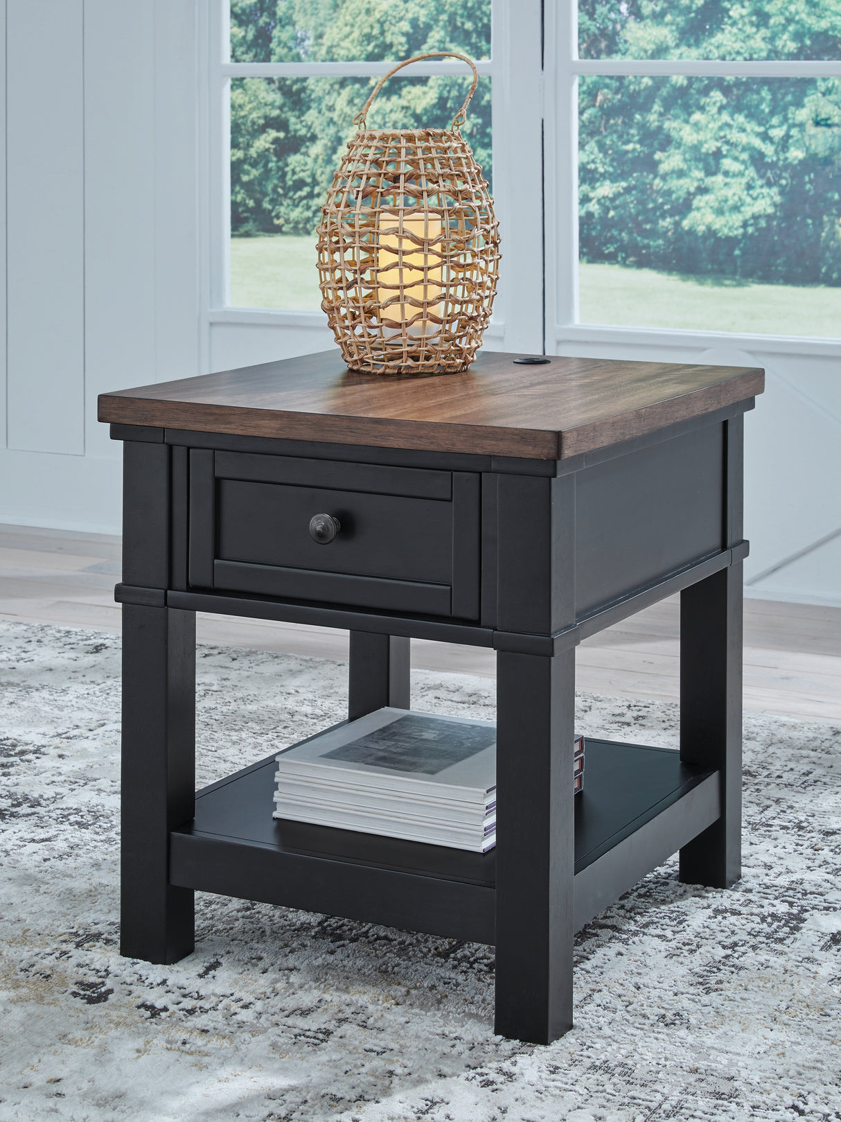 Furniture City Biloxi - Ashley Furniture - Wildenauer End Table - Rectangular End Table / Brown/Black - T664-3