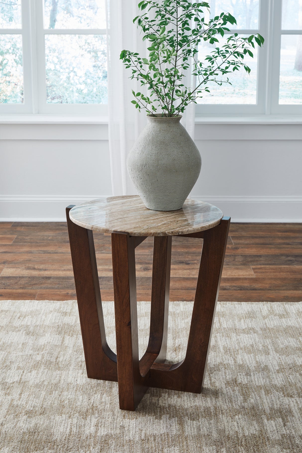 Furniture City Biloxi - Ashley Furniture - Tanidore End Table - Round End Table / Warm Brown - T667-6