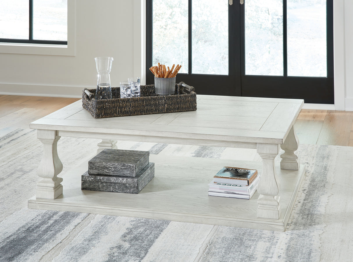 Furniture City Biloxi - Ashley Furniture - Arlendyne Coffee Table - Rectangular Cocktail Table / Antique White - T747-1