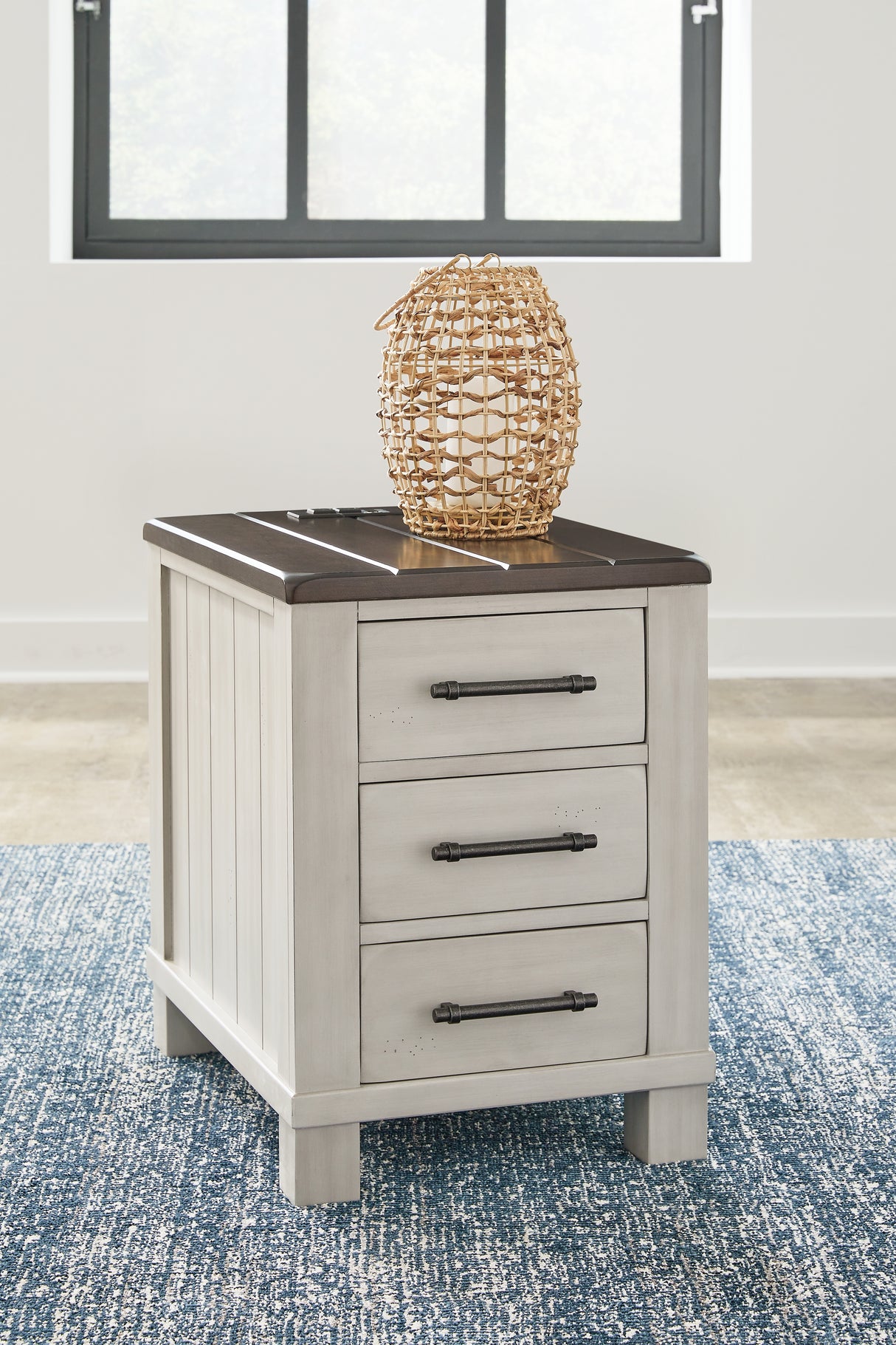 Furniture City Biloxi - Ashley Furniture - Darborn Chairside End Table - Chair Side End Table / Gray/Brown - T796-7