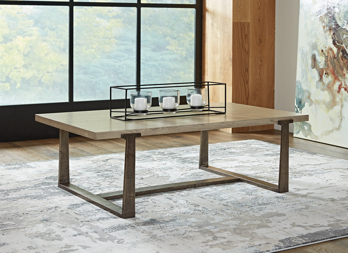 Furniture City Biloxi - Ashley Furniture - Dalenville Coffee Table - Rectangular Cocktail Table / Gray - T965-1