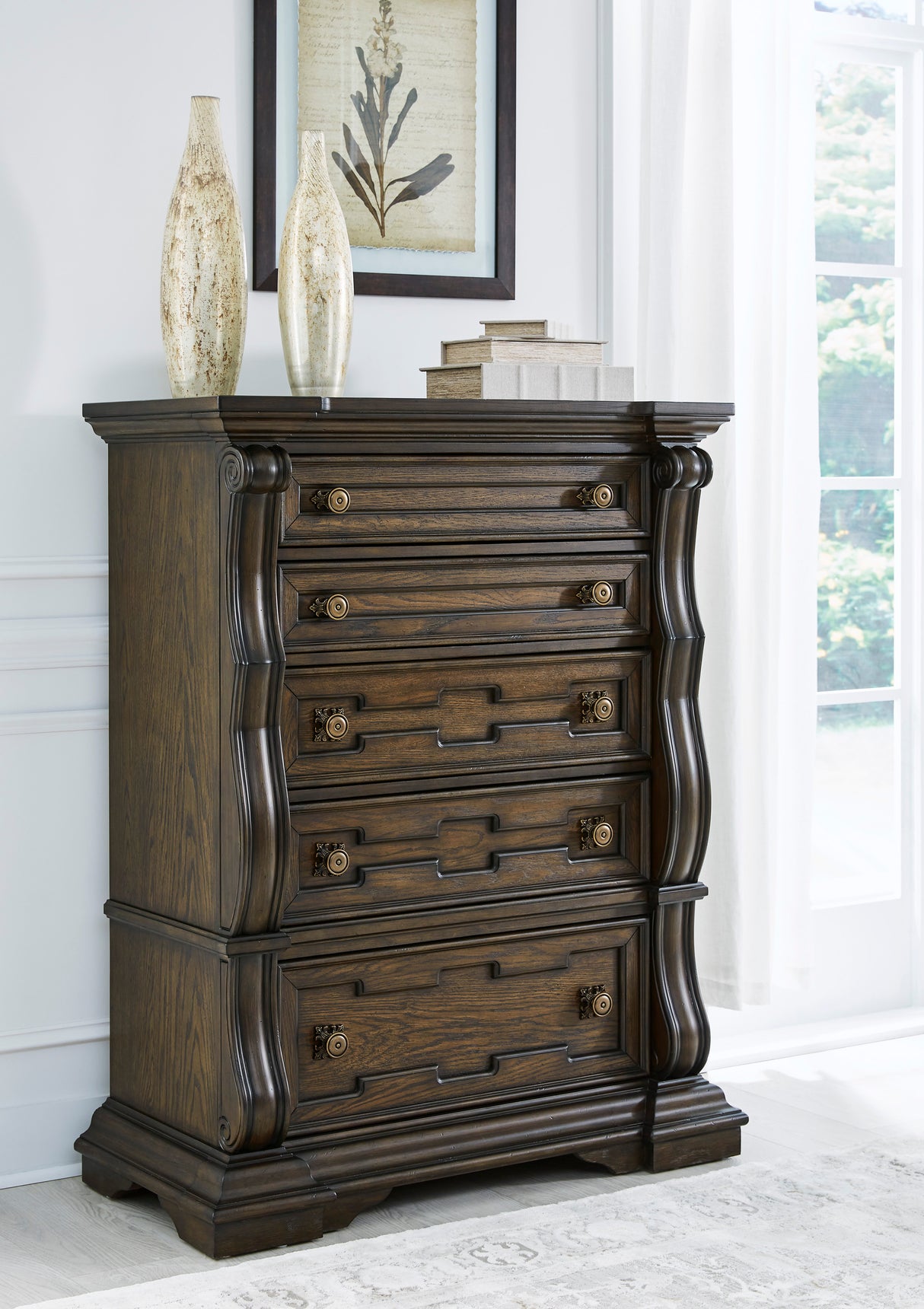B947 - 5pc Bedroom Set - Queen, King 5