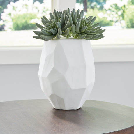 Furniture City Biloxi - Ashley Furniture - Karenton Vase - Vase / White - A2000721