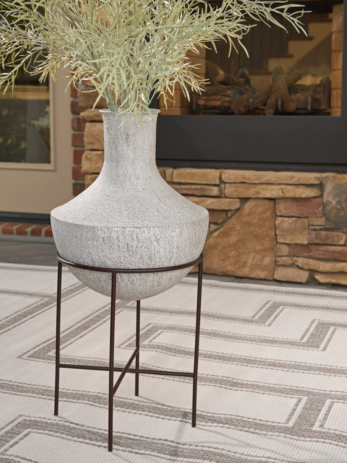 Furniture City Biloxi - Ashley Furniture - Estonbank Vase - Vase Set / Distressed Cream - A2000747A1