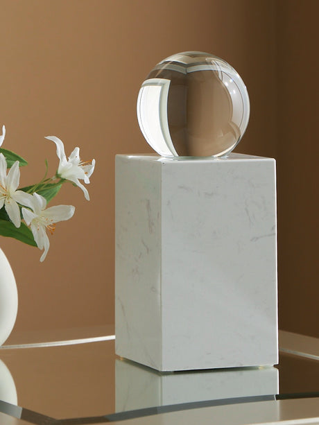 Furniture City Biloxi - Ashley Furniture - Sellner Sculpture - Sculpture / Clear/White - A2000777