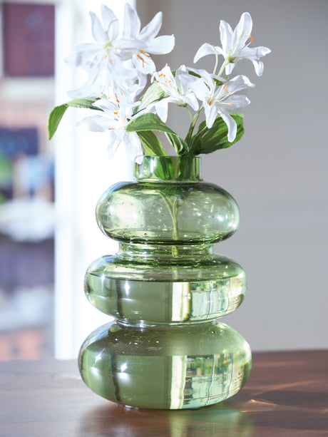 Furniture City Biloxi - Ashley Furniture - Renethorne Vase - Vase / Green - A2000801