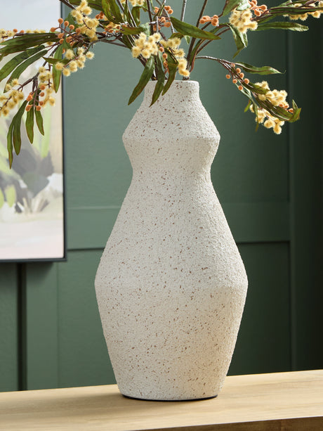 Furniture City Biloxi - Ashley Furniture - Dawthorne Vase - Vase / Cream - A2000851