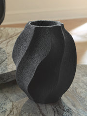 Furniture City Biloxi - Ashley Furniture - Judworth Vase - Vase / Black - A2000875
