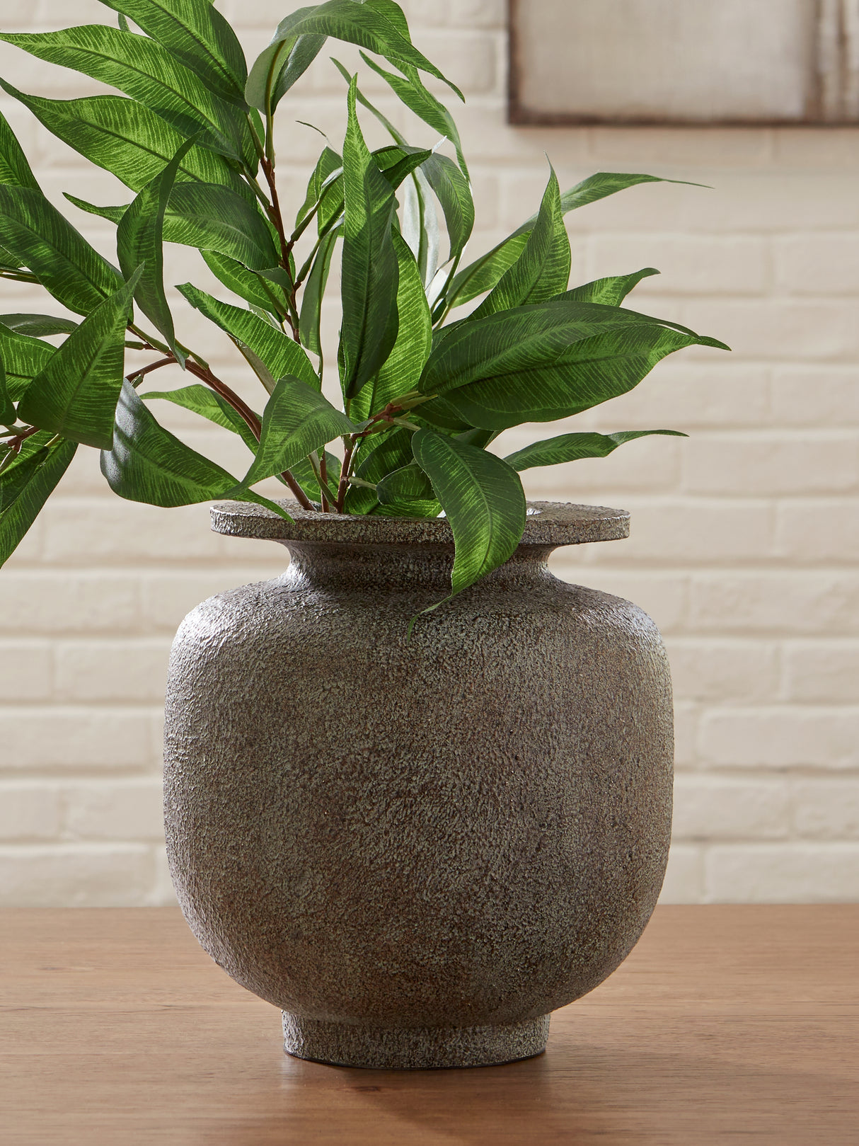 Furniture City Biloxi - Ashley Furniture - Jedwick Vase - Vase - A2000907