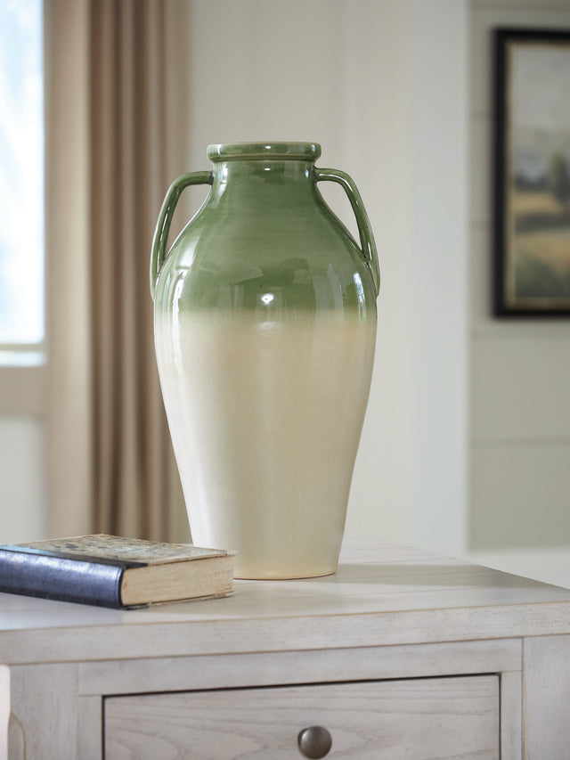Furniture City Biloxi - Ashley Furniture - Andorbury Vase - Vase - A2000914